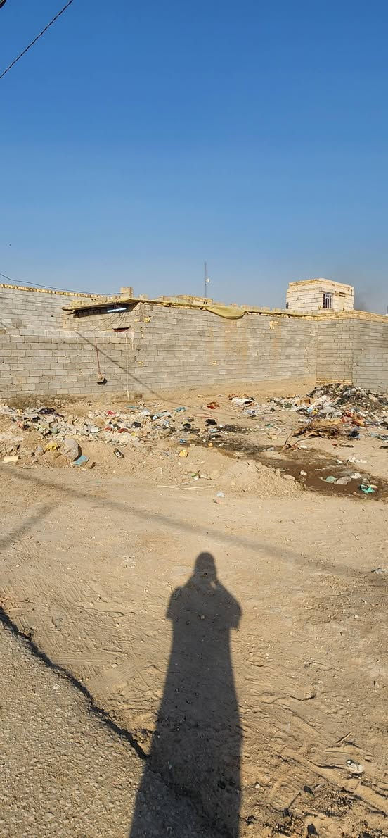 📢 للبيع قطعة أرض في الديوانية 📢
• 📍 الموقع: الديوانية – نهاية حي العسكري بعد المشروع
• 📐 المساحة : 200 م²
• 🔲 الواجهة : 11.12 م
• ↔️ النزال : 18 م
• 🏷️ نوع السند : زراعي – سند 25
• 🚧 الشارع : مبلط
• 💧 ماء و ⚡ كهرباء واصلين
• موقع مميز مستقبلا قريب الخط الرابط
• الموقع على Google Map https://goo.gl/maps/7QoEEsGYE3cw1aN66
☎️ للاستفسار الاتصال بالرقم : ***********
