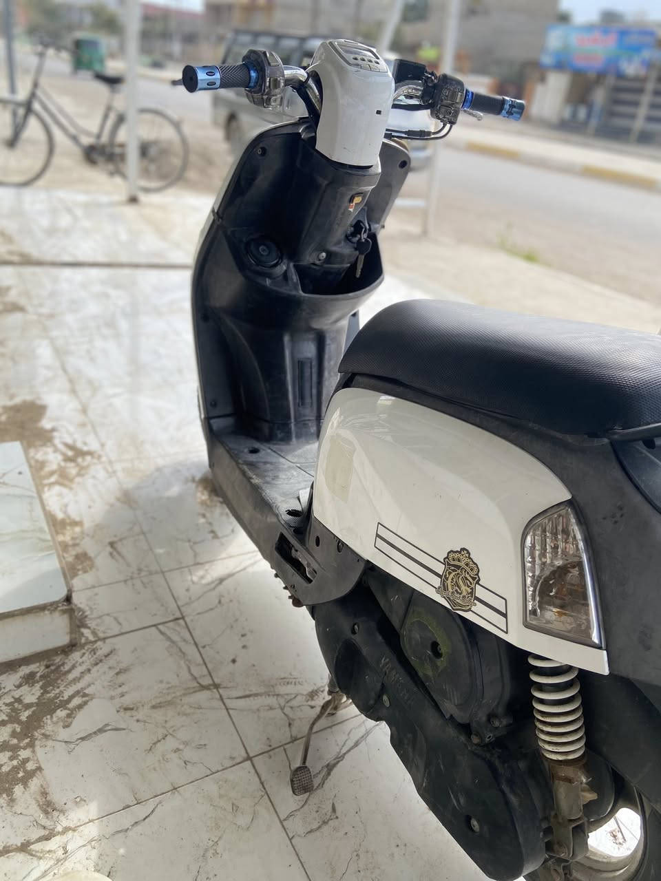 بوليس نوزل دراجه خير من الله شلعه او معدل تخيل كامله مكمله بيها.شيال مكينه رياضي RGS كهربايات كامله للبيع فقط السعر ٥٥٠ بيها مجال قليل  بعقوبه حي المعلمين 
***********
