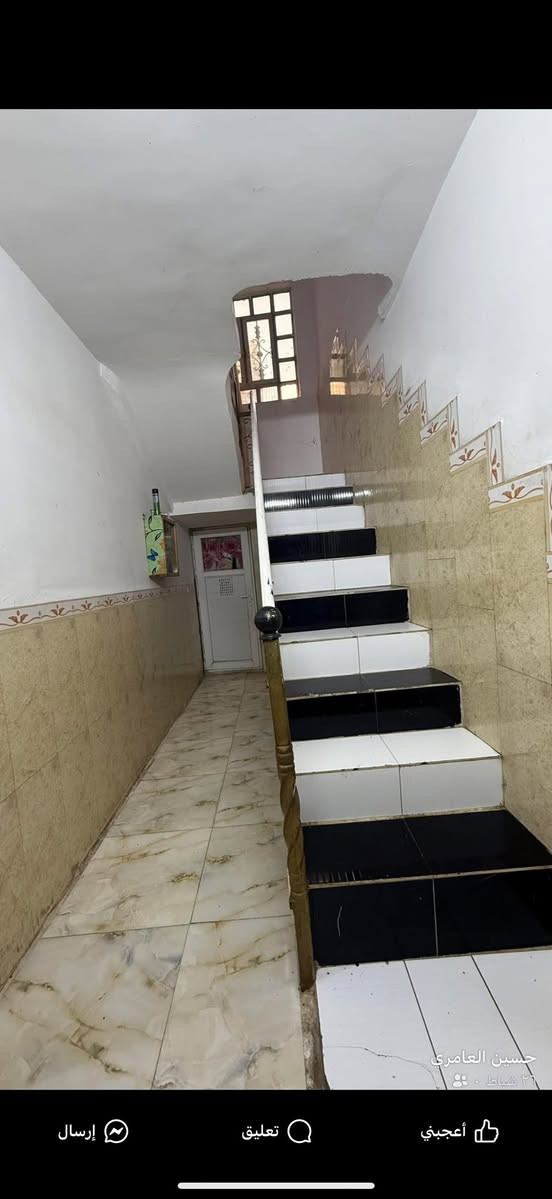 دار للبيع ٢٠٠ متر طابو صرف طابقين ثلاث غرف نوم واستقبال وصالتين كبيرات وكراج سيارتين واربع حمامات وثلاث مناور 
كربلاء حي العامل قرب مول الباقر 
للاستفسار اتصل *********** 
***********
