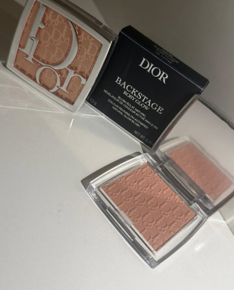 🎀مكياج ماركات والاصلي🎀
 🎀وعليهن عروض + تصويري 🎀
🎀متوفر تجهيز هديه للحب🎀

👍للحجز خاص او واتساب ***********👍
