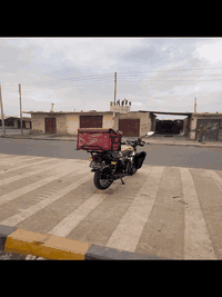 السلام عليكم 
سيفان ضاغطه وزنجيل 200
موديل 2025 الشهر الخامس
نظافة شوف  العين ما عايزه برغي
كهربائيات كامله نگره سلف 
السعر المطلوب 870 وبي مجال بسيط 
مكاني بيجي
*********** 
***********
