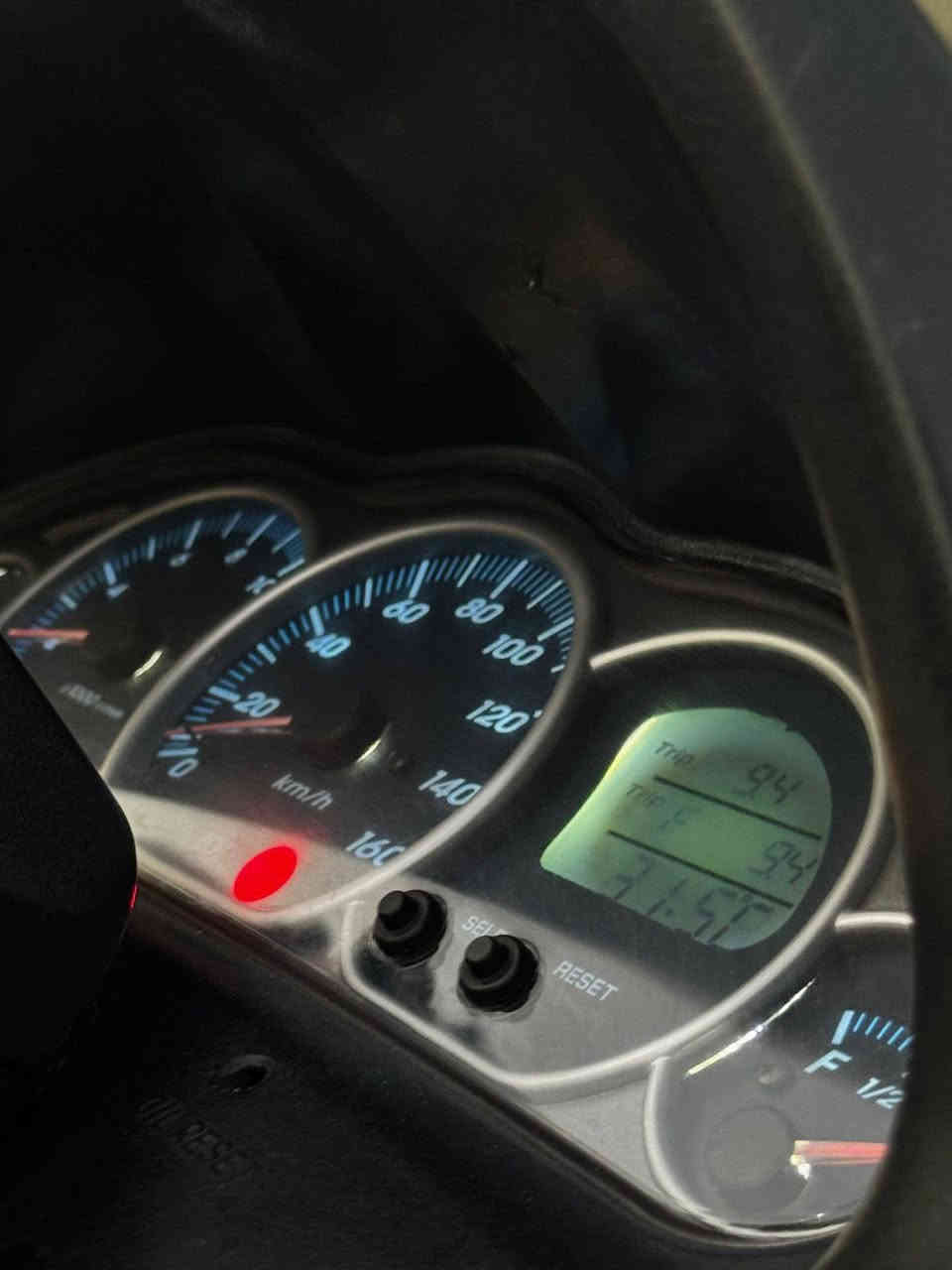 سلام عليكم للبيع ماجستة دبل رون للبيع كفاله عامه مكينه كفرات 
كلشي بيه ترايك لسليمانيه دهن MZUL مكينه شكره 
كرهبائيات كامله ولا غلطة 
درجاة جديده مكينه خرسه جيب وياك 22 فيتر وفحص 
محرك 250 cc معدل دراجه 140 صافي 
كلوبات زنون
شحن 14 
ماشيه 37 ميل
فقط الكشن يرادلة دوشمة 
مكان زعفرانيه
رقم*********** /بي واتساب و اتصال 
 *********** / بي واتساب واتصال
