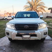 لاندكروز • ٢٠١١ • ٦ سلندر