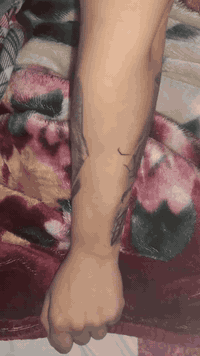 هذا شغلي و مواد اصلية و استخدام واحد و اسعار مناسبة ، ماعندي محل ، تخابرني و اني اجيك لبيتكم او لمحلك داخل الكوت فقط ، و اذا اكو صالونات حلاقة اشتغل وياهم فقط عل حجز اجي اشتغل و انطي نسبة 25 % ، ***********
