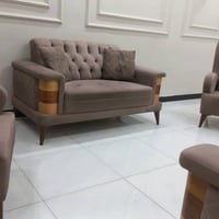 ٧ مقاعد • مودرن • قماش وتر بروف