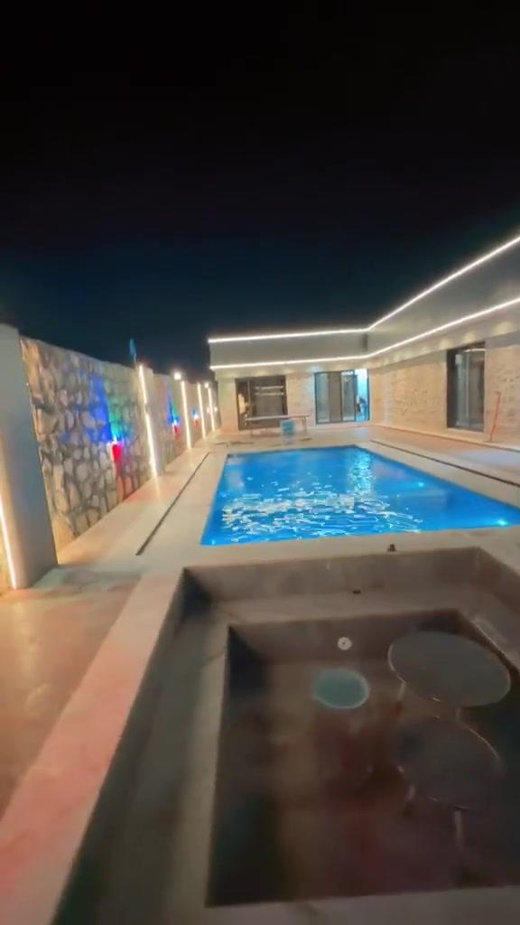 إذا تدور على الراحة والخصوصية وبأسعار مميزة، فهذا أفضل وقت للحجز ولايجار اليومي
🏊‍♂️ مسبح نظيف ومهيأ
🌳 جلسات خارجية مريحة
🏡 أجواء عائلية وشبابية
🎉 مناسب للمناسبات واللمات
⚡ كهرباء وخدمات متوفرة
🧹 نظافة واهتمام بأدق التفاصيل

🎁 عروضنا كلش حلوة ولمدة محدودة، لا تضيع الفرصة!

📞 للحجز والاستفسار 
***********

🌴 منتجع جنات المدائن… يوم واحد ويخلّيكم
