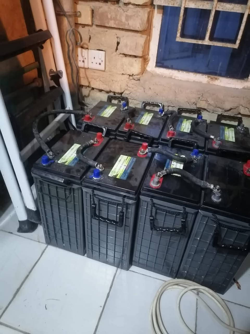 بضاعة امريكيه من سابع المستحيلات تتكرر البطاريات الكبار عدد 8 كل بطاريه 400 امبير 6 فولت شرط توصلك تقراء 7 فولت اخوان ممكتوب عليها تاريخ جدد كلش


**إذا كنت صاحب هذا الإعلان وتريد حذفه لأي سبب، رجاءا أرسل رسالة إلى الدعم الفني**