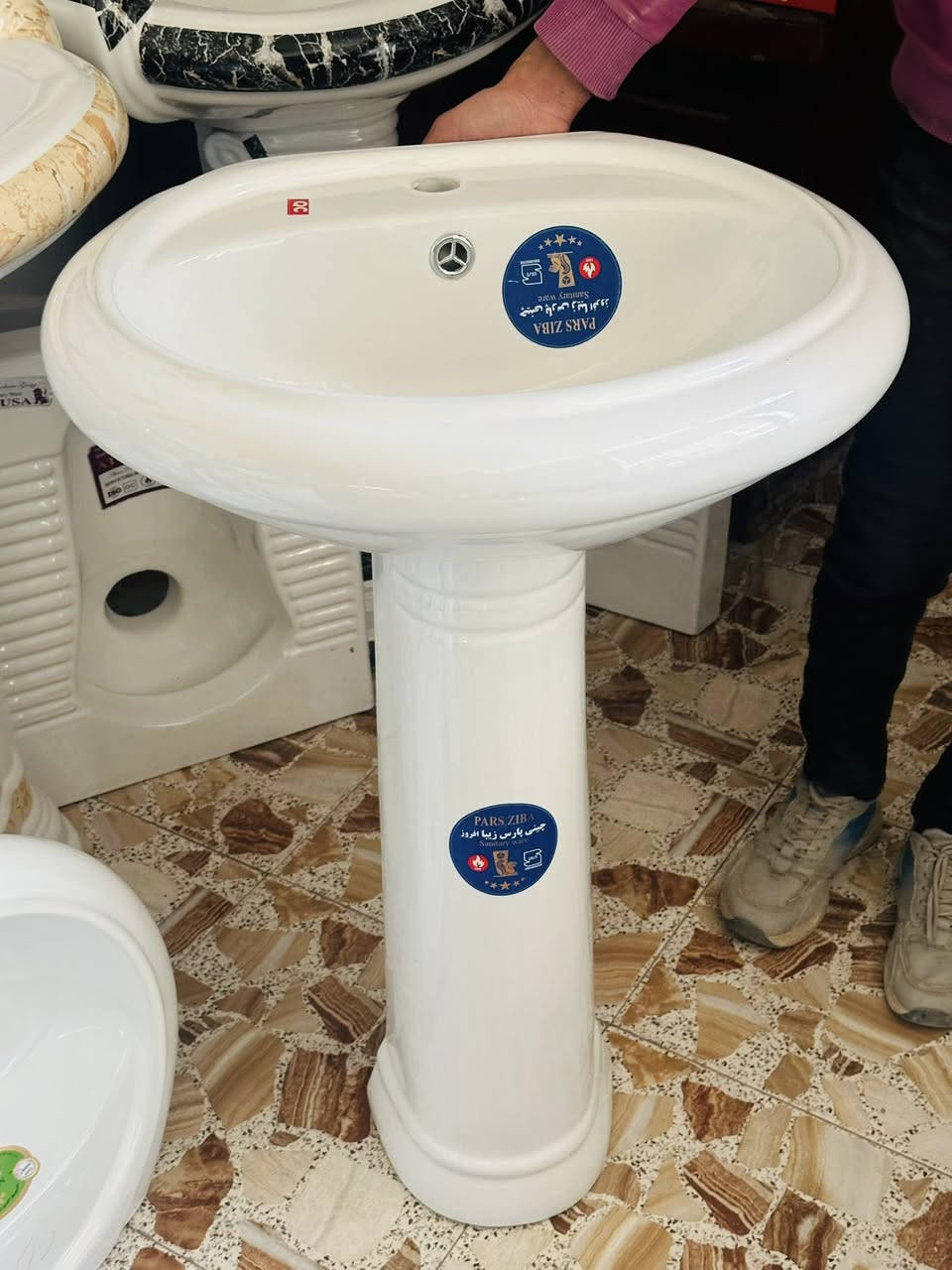 إلى وكلائنا في العراق وصول لدينا مغاسل قياس 60cm دايري ***********
