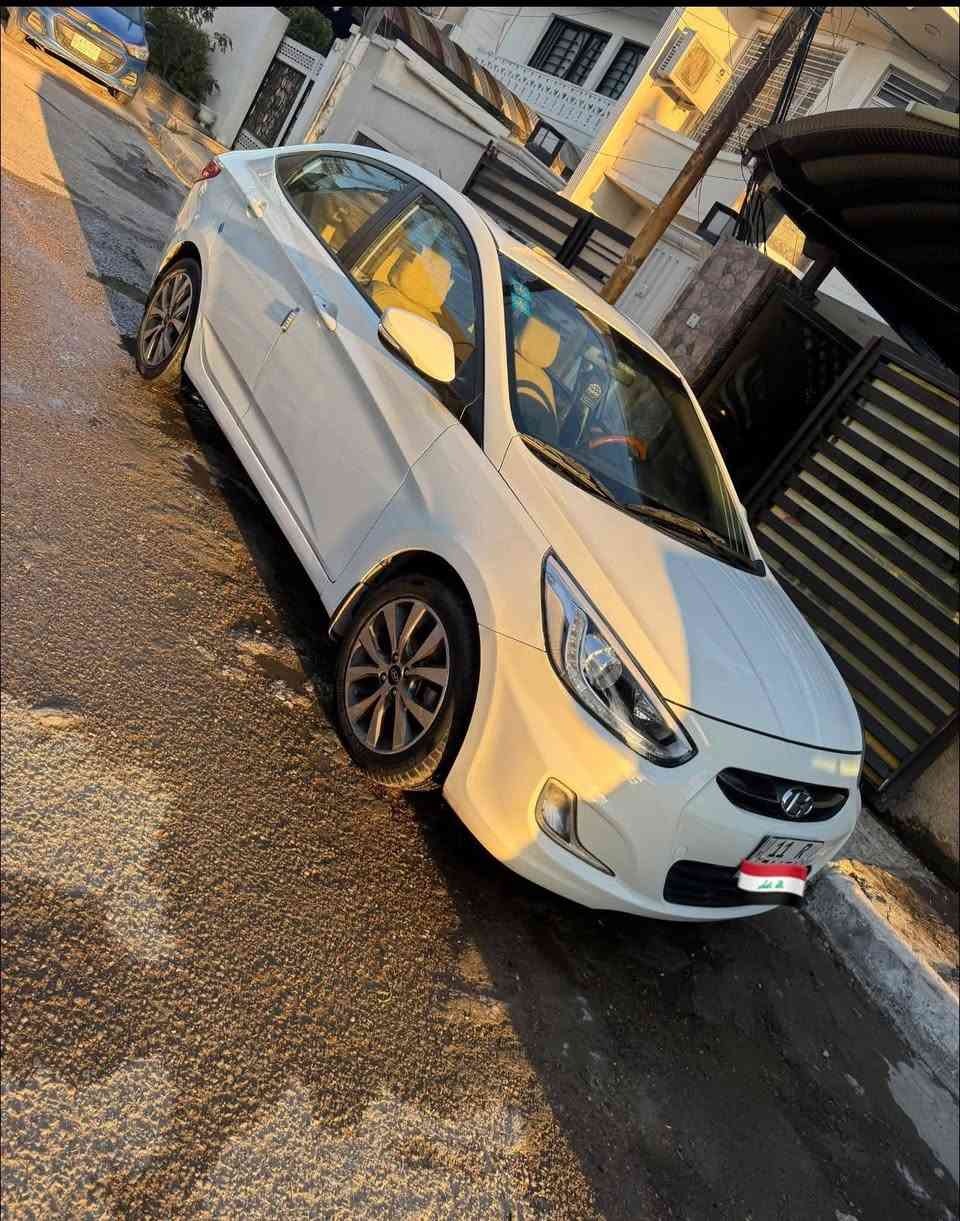 السلام عليكم اكسنت مواصفات بلو موديل 16 للبيع

مواصفات بانوراما ويل كروم بلادي اشاير مري تحكمات ستيرن
ستيرن صاج 
 داخل لونين اسود وبيجي حدادية 100‎%‎ تبريد ثلج بيها بارد  
 بدون صبغ كفاله عامه 
رقم بغداد انكليزي باسمي تحويل مباشر 
مناقصها شي مكانها بغداد حي العلام 
***********
