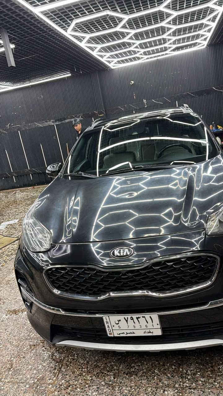 السلام عليكم... كيا سبورتج 2020 وارد امريكي فول مواصفات 1_1 ضررها فقط مبدل بنيد وجاملغ خلفي مرشوش رقم بغداد تحويل ثاني يوم... مكان السيارة بغداد للأستفسار ‏‪***********‬‏ بغداد, العراق
