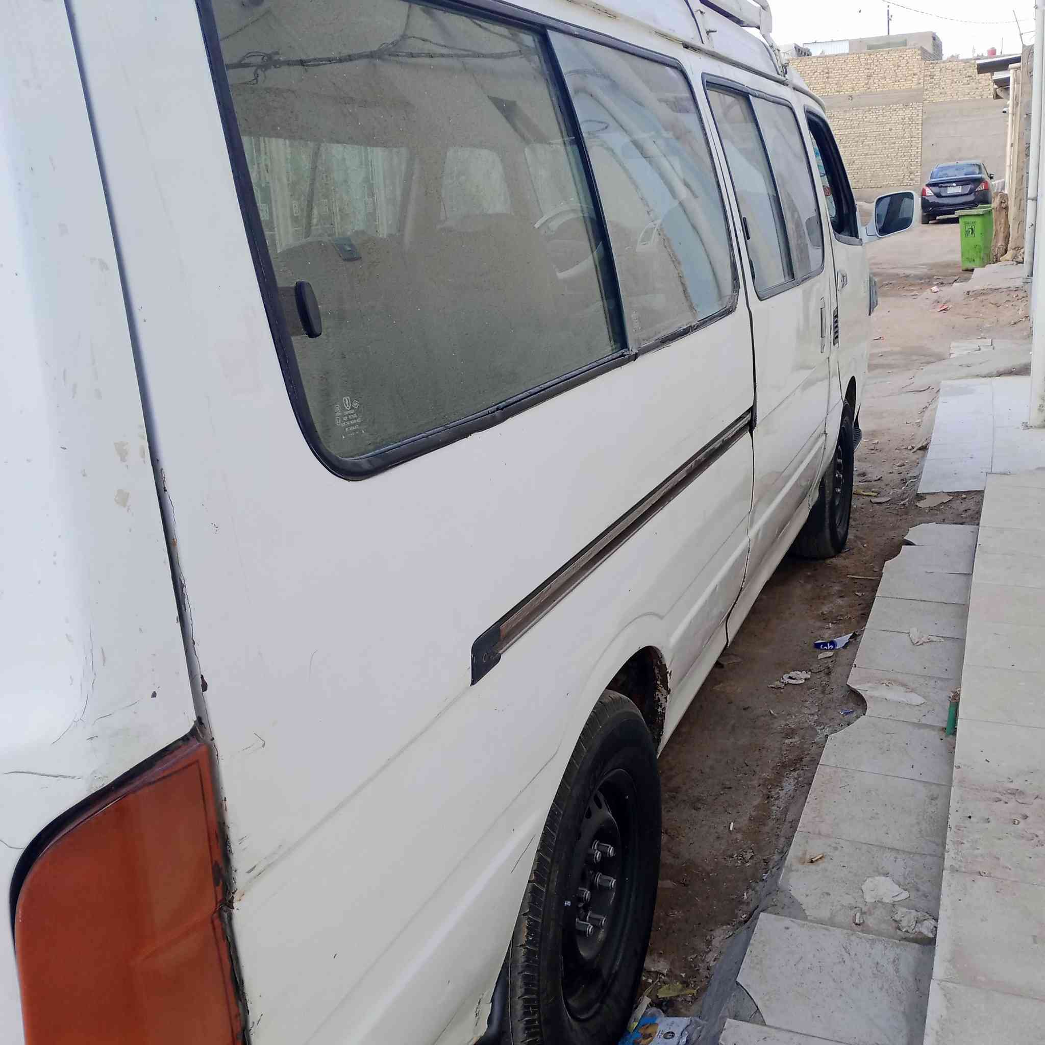 سلام عليكم جمبي للبيع حره  مداور 2014 استلام 2017 سعره 65
***********
