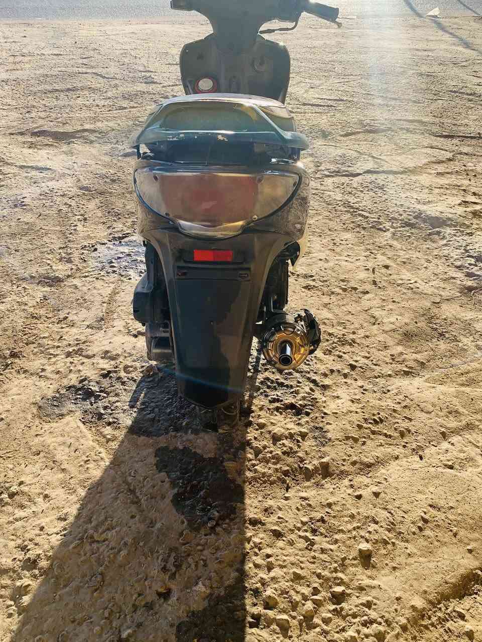 سلام عليكم للبيع فقط كامكو جي فور جديده مامفتوح برغي بيها مكفولها كلها حته كلجاتها مامفتوحات صالنصة رياضية شلعه ومعدل حلو صالصنه بيها صوت طلقه كلش حلوا ختم واحد كلها ماعيزه بس سيم كيلو متر فقط السعر ٥٥٠وبيها مجال مكاني نجف كوفه عباسية للستفسار ***********
