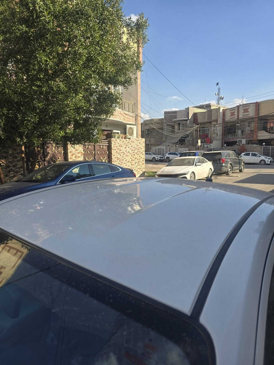 السلام عليكم ورحمه الله وبركاته حياكم الله اخوتي للبيع نيسان صني موديل 25 ماشي 34 مقابل الزياده مكفوله من الحار والصبغ فقط بها بارد بين الجاملغ والباب عله كد شبرين رقم اربيل بسمي تريد تحويل تريد وكاله اني حاضر مكان السياره بغداد الكرخ السعر 126 وبيها مجال شيء قليل ***********
