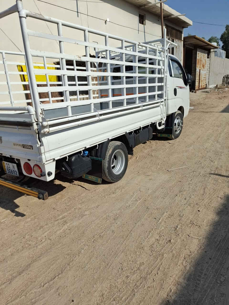 السلام عليكم كيا فحل مسكر موديل23 رقم بغداد فول اوربع تبريد شاشه مكفوله + تحويره السياره جاهزه اتصل ع***********
