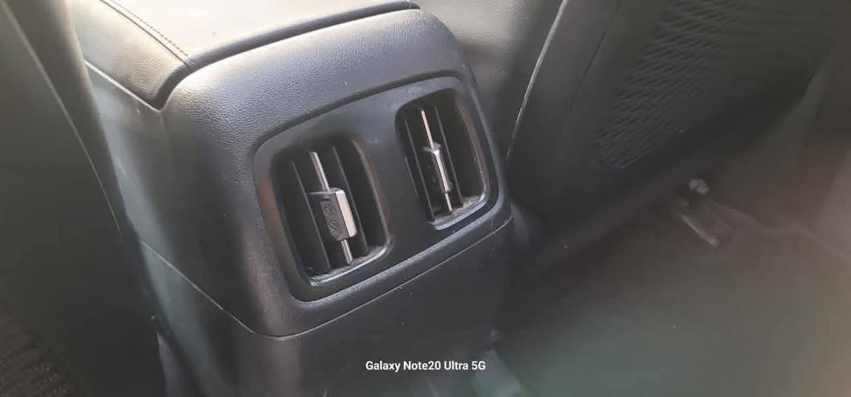 توسان فول الفول للاخير لمتيد موديل 23
ماشيه44ف 

سياره  حادثه باب خلفي مصلحه نفسه

رقم *********** وتساب 

المواصفات 

1بصمه تشغيل 

2بانوراما 

3 بصمه ابواب ذكيه من تقترب تفتح

4شاشه كبيره لمس

5 اربع كامرات  

6 شفتات ستيرن

7اشاير مري 

8 تحكمات فول 

9 انضمه قيادة 

10 مانع تصادم امامي

11 قيادة اليه وخروج عن المسار 

12 رادرات خلفيه

13 كشنات كهرباء

14 شاحن واير ليس 

15 تدفئه كشنات

16اوتو هولد 

17 زنون عالي ناصي 

18 تشغيل لكاميرات من الزر

19اطفاء ذاتي بل ازدحام 

20 دمام صوت 

21صندوك كهرباء 

22 محرك 2500

23 لدات نهاري 

24 منافذ يو اس بي

25 مرايه عاكسه للضوء 

26اناره داخليه ابيض 

27ويل كب كبير19 مع تخم مشلن

28دشبول ايباد

29تمشي سياره بل ريمونت 

30 تشغيل عن بعد  

31تبريد كشنات 

32حساس امامي عدد 6

33حساس خلفي عدد6

34تدفئه ستيرن 

35تشغيل كاميرا بل دشبول ويا لاشاره
