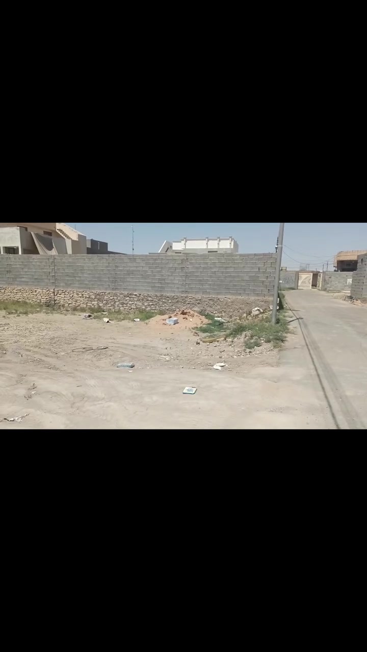 سلام عليكم قطعه ارض للبيع شارع اربعين قرب من القند الاثاث وهايبر ماركت الهدهد المساحه 200م شارع 6م خدمات كهرباء وماء مكان هادئ فوق متصور الاستفسار ***********
