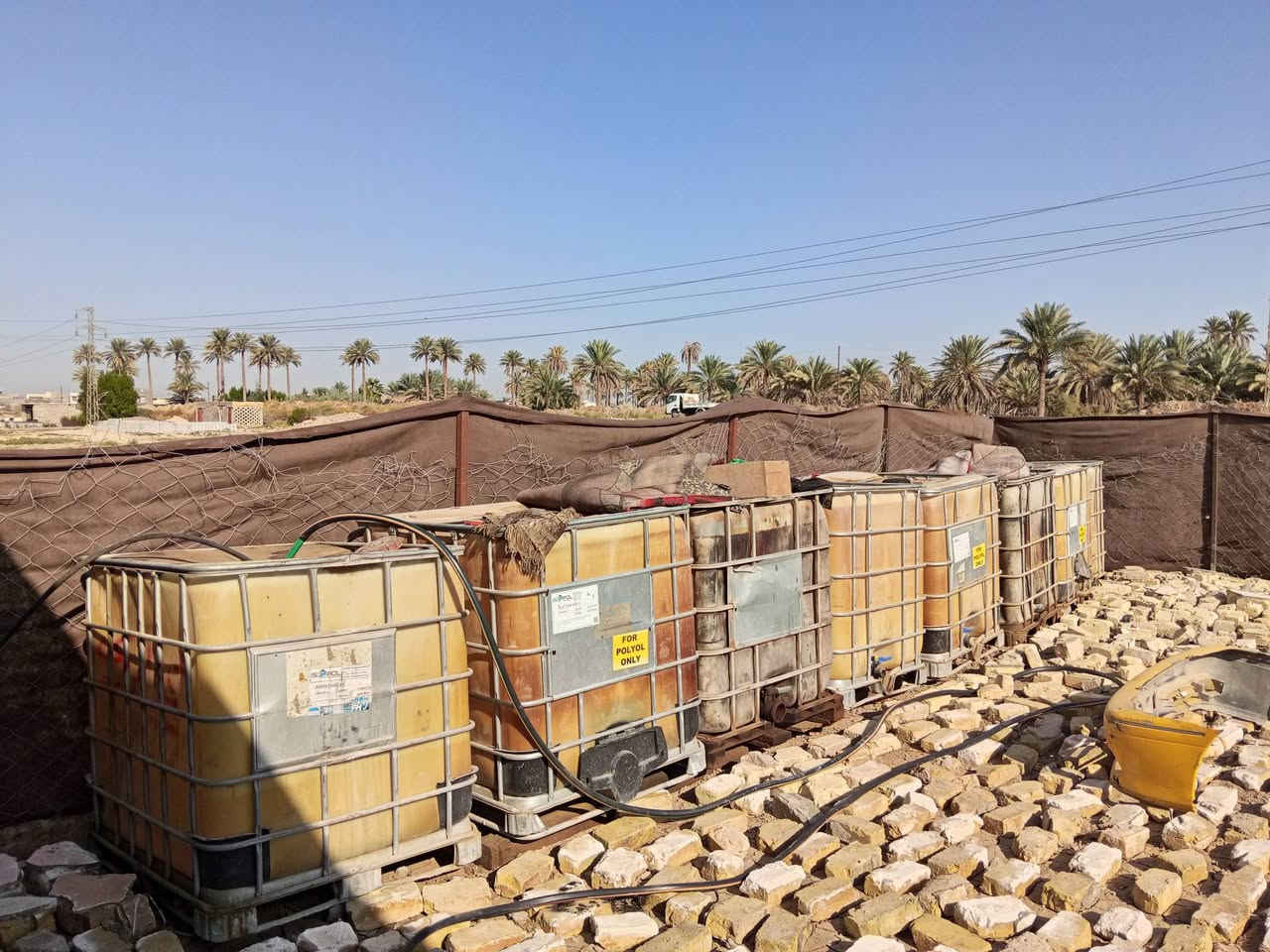 موقع للبيع بابل القاسم حمله 500 و قابل للزياده بناء جديد لوحه جديده ATS حصة كاز 125 كيفي مكاين سكانيا 112 توليد ستامفورد 250 و شتاير 12 ولف توليد انجه 250 توليدات جدد بلاديات ***********
