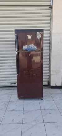 مرحبآ ثلاجة ماركة اوكما حجم 28 قدم نظام تجميد شغالة وظمان بشغلهة نظافت...