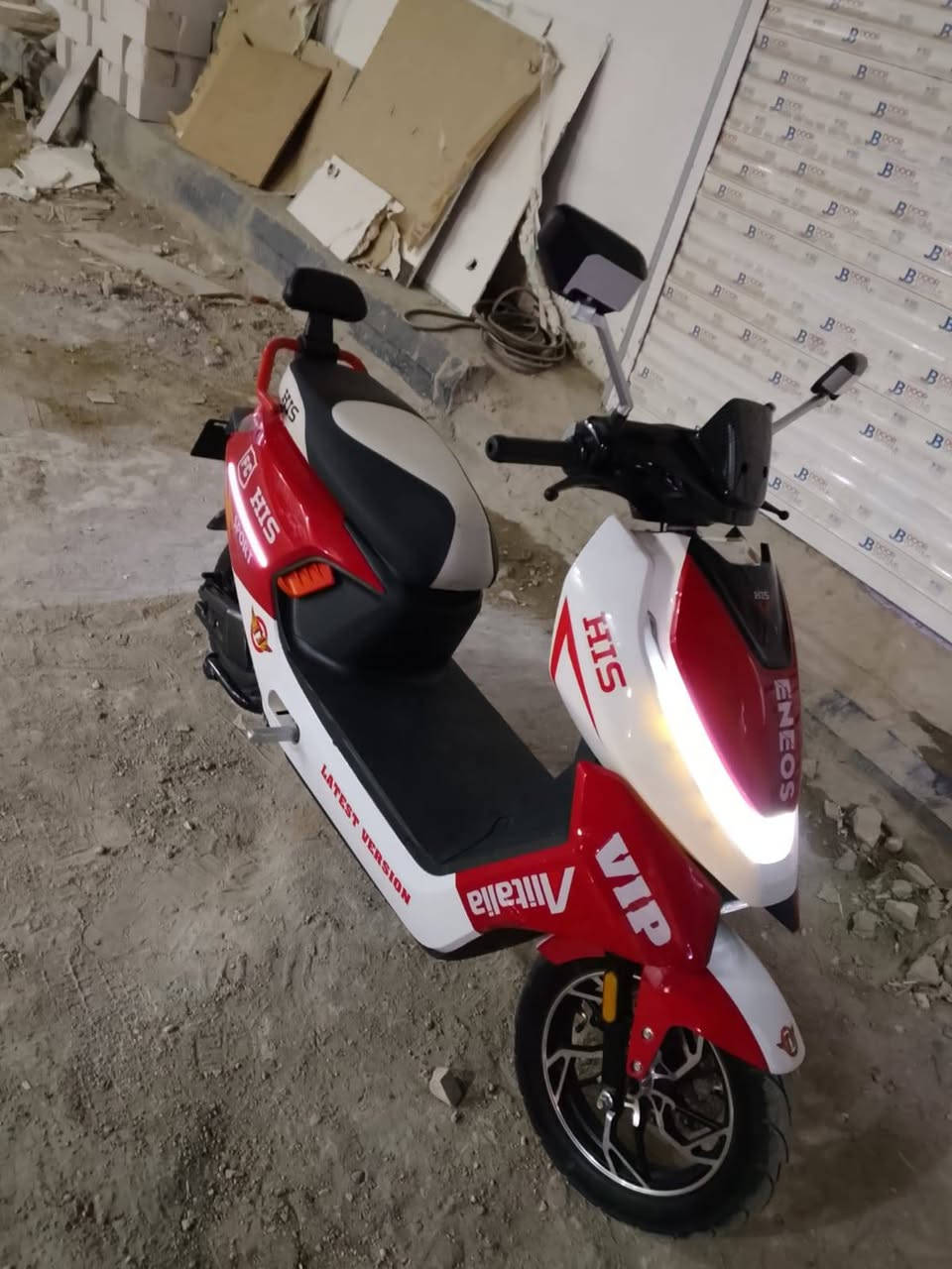 للبيع دراجة شحن ماشية شي قليل
٦ بطاريات
ملف ٢٥٠٠+تمشي ٨٠كيلو متر
دراجة اخت جديدة
للتواصل ***********
