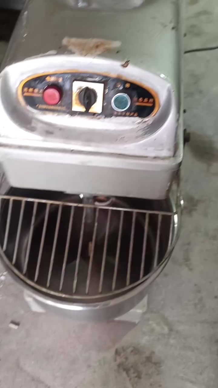 حجانة لولبي  ٨ كيلو عتا ١٠ كيلو كربايي سنكل جدر يفتر
*********** واتساب ***********
