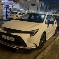 كورلا هايبرد 2025  السعر خاص  وارد خليجي مكفولة ماشية 500 كم   0781769...