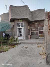 #دار البيع :الموقع حي الفرات شارع السنيه السياحي قرب صيدليه الرامي يبع...