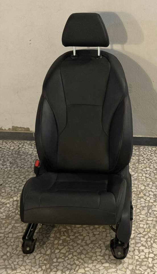 سلام عليكم كشن سايق مالاكورد جلد كهرباء نظافة ٩٠٪؜ مفتوح منه الايرباك فقط الكشن بلادي ممخيط

‭٠٧٧١ ٥٦٠ ٩٤٤٨‬ واتساب فقط
