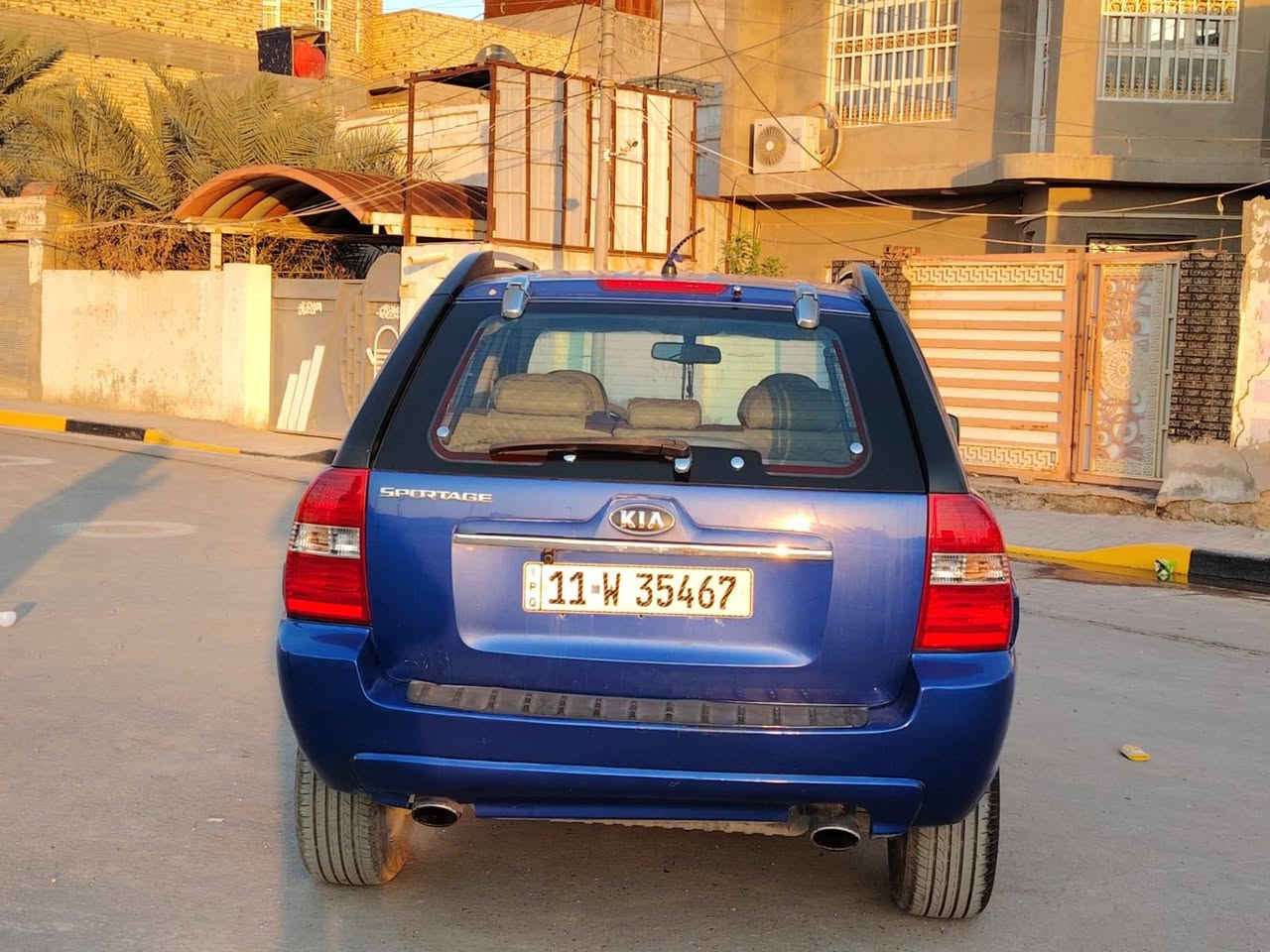 السلام عليكم  للبيع 
سبورتج  2008 خليجيه مكينتها 2000  تبريد تدفئه كله شغال شاشه كبيره وكامره تخم تاير جديد وباتري جديد رقم  بغداد دولي بأسمي مكفوله من الضربه  بيها بارد كد خمس اصابع باب الصدر وعوجه زغيره بحافه البنيد ومخليها ممصلحها وموضحات بلسونار والصور والسونار مرفق ماشيه ٢٠٠ كيلو متر 
السياره  ممتعوبه  هزه وسنويه جديده 
السعر 120
عنوان #الديوانية 
***********
*********** ديوانية, القادسية
