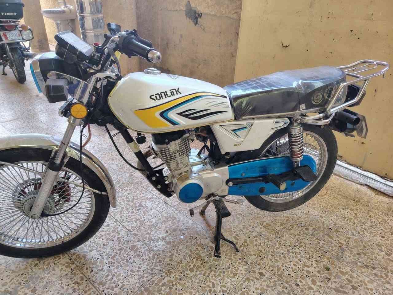 سلام عليكم موطور تايكر 5كير موديل 25 مكفول كفاله عامه سعر 750وبي مجال لاستفسار عل رقم***********
 المكان دجيل
