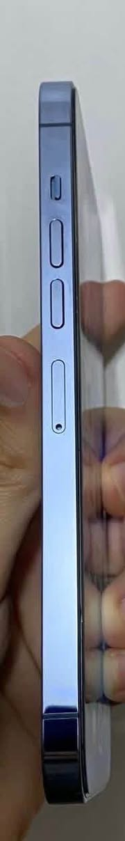 ايفون ١٣ بروماكس 
ذاكرة ٢٥٦ كيكا 
نظافة ١٠٠٪؜ 
بطارية مرفوعة 
السعر ٧٠٠ 
مكاني كركوك / قادسية ٢ 
شراي اتفضل خاص او اتصل على الرقم 
*********** كركوك, العراق
