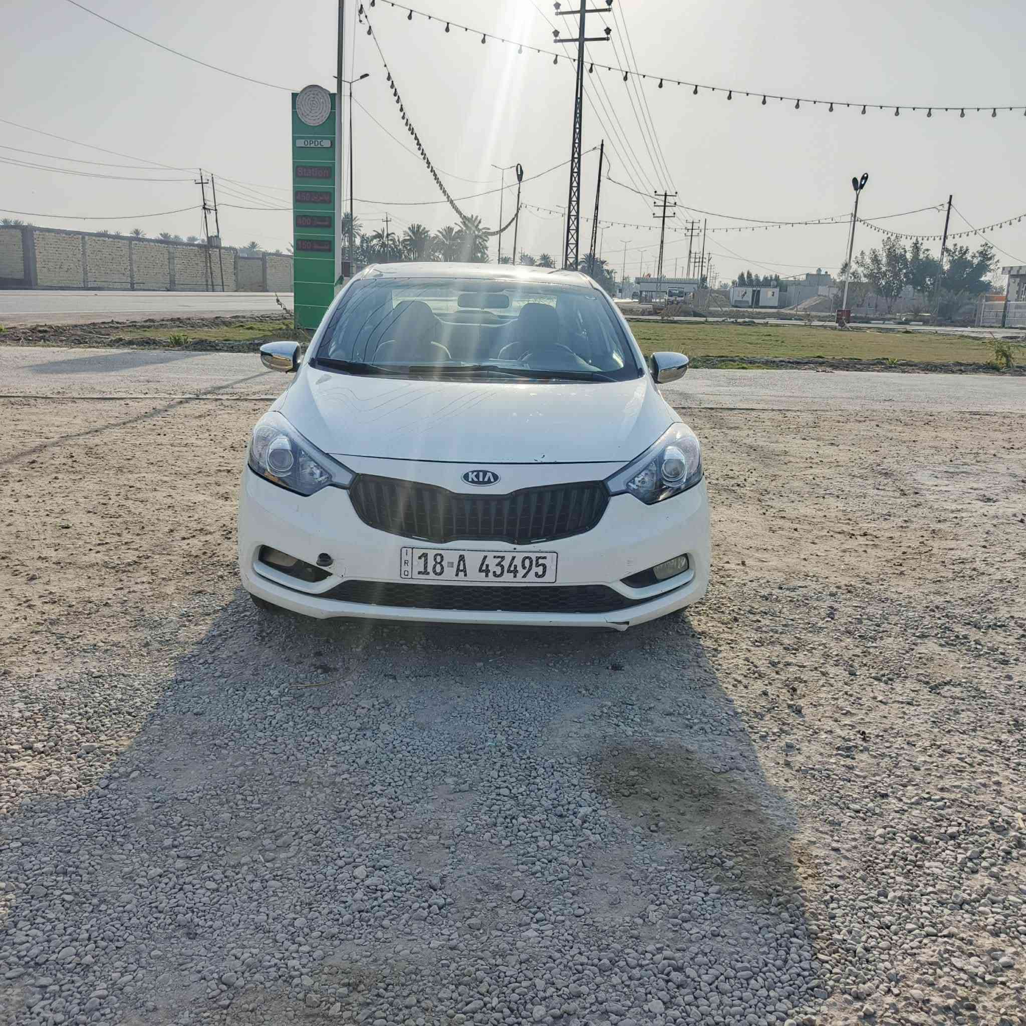 سلام عليكم سيراتو البيع بيه جاملغ كدام مبدل فقط السيارة تخم تاير حداديه مكينه كير كله جديد نقصه فقط تبريد رقم بابل انكليزي بسمي سعر ب 120 وبيه مجال

مكان نجف عباسية
رقم ***********
