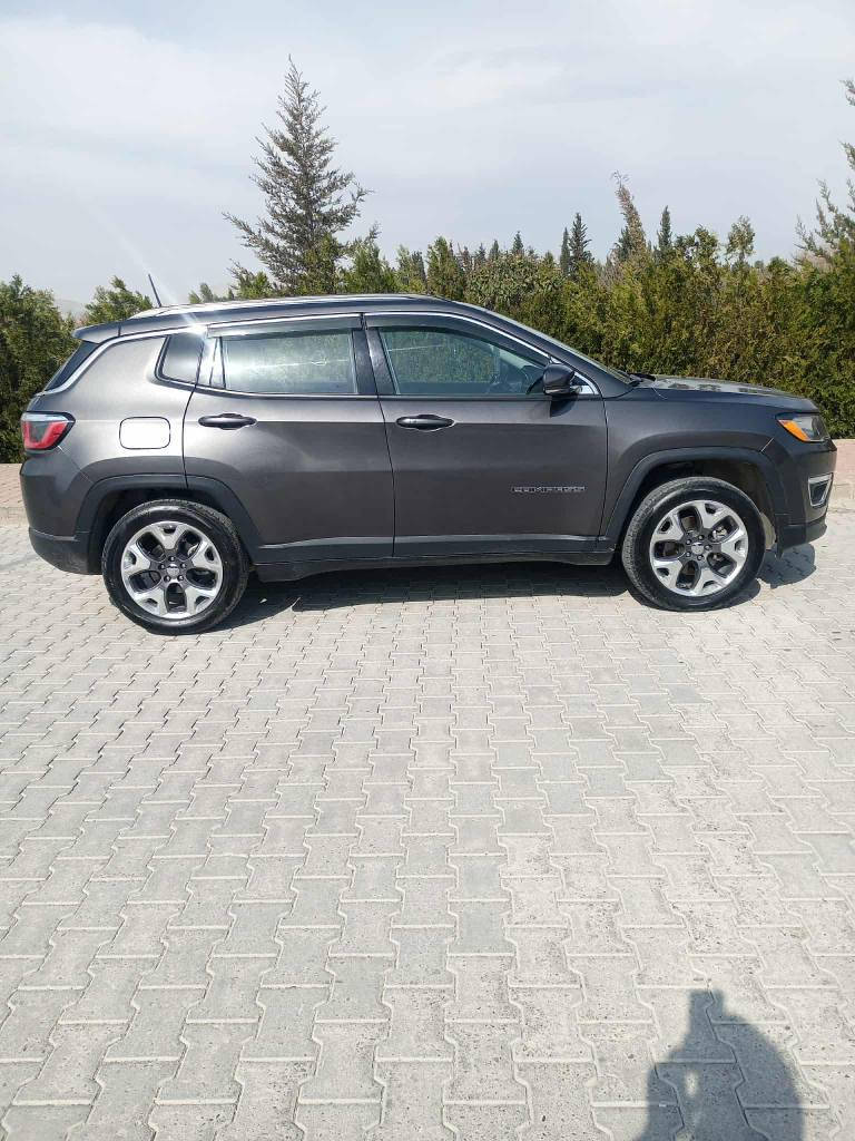 جێپ کۆمپاس 2020 بێ بۆیاخ چوار تایەی تازە دەبڵ ئەکسل بەناوی خۆمەوەیە بێ شخوت سەنەوی تا 2030 تازەیە ڕەنگی نەوتی شاشە گەورە دوو نوع لێخوڕین عادی ، ئۆتۆماتیک   چوار بستۆن 115 هەزار ڕۆشتووە 
سوکان هیتەر کارەبا
کوشن هیتەر کارەبا
ڕۆنی تازەیە
بەسمە
ڕەقەم سلێمانی
پشتی کامێرا
چوار جام کارەبا
کوشن سارد و گەرم
شوێن:سلێمانی 
ژ 88 25 073 0771
 سعری 140 وەرەقە السليمانية, العراق


**إذا كنت صاحب هذا الإعلان وتريد حذفه لأي سبب، رجاءا أرسل رسالة إلى الدعم الفني**