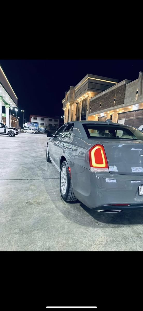 سلام عليكم أوباما موديل2019 ماشية120 حادث خشم جاملق فقط   *********** مكان بغداد  لعبيدي غير متواجد على الفيس  تصال فقط￼
