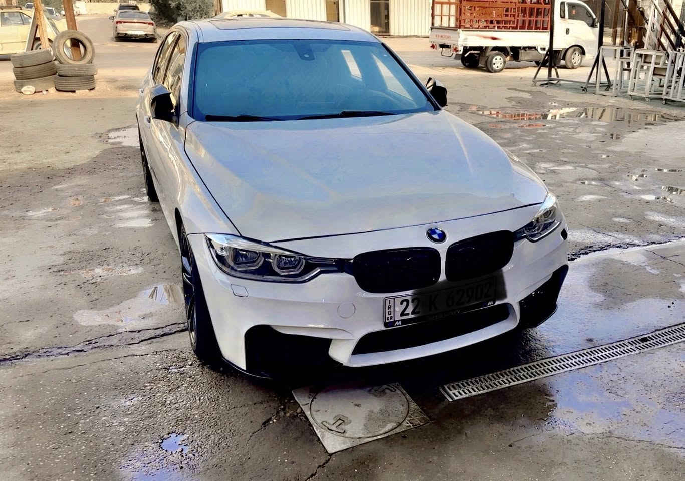 سلام عليكم f30 موديل 2017
السيارة وارد امريكي ضربته ربع جامغ وبنيد 
بيه قطع طبغ اثر شخوط 
السيارة الحمد لله مناقصه شي 
شاشة اندرويد 
دركة m
كشنات حضن  
السيارة بسمي 
هزه بعده مساقطه 
السيارة فول مواصفات 
ماشيه ٢٤٥ الف كيلو
محرك b46 السيارة بالحقيقه احلا من الصور 
السعر ١٥٥ وبيه مجال للشراي


**إذا كنت صاحب هذا الإعلان وتريد حذفه لأي سبب، رجاءا أرسل رسالة إلى الدعم الفني**