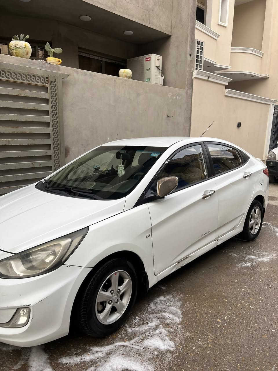 مكلف بالنشر
للبيع اكسنت خليجي موديل 2013
ضرار باب وجاملخ المامي 
الباب مبدل نفس الون 
والجاملخ مصلح ومصبوغ 
السعر ٩٠ وبيها مجال
الاتصال على الرقم 
***********
