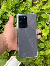 S20 ultra للبيع جهاز راقي ذاكره 128 رام 12 زوم 100x تصور القمر خاص او ...