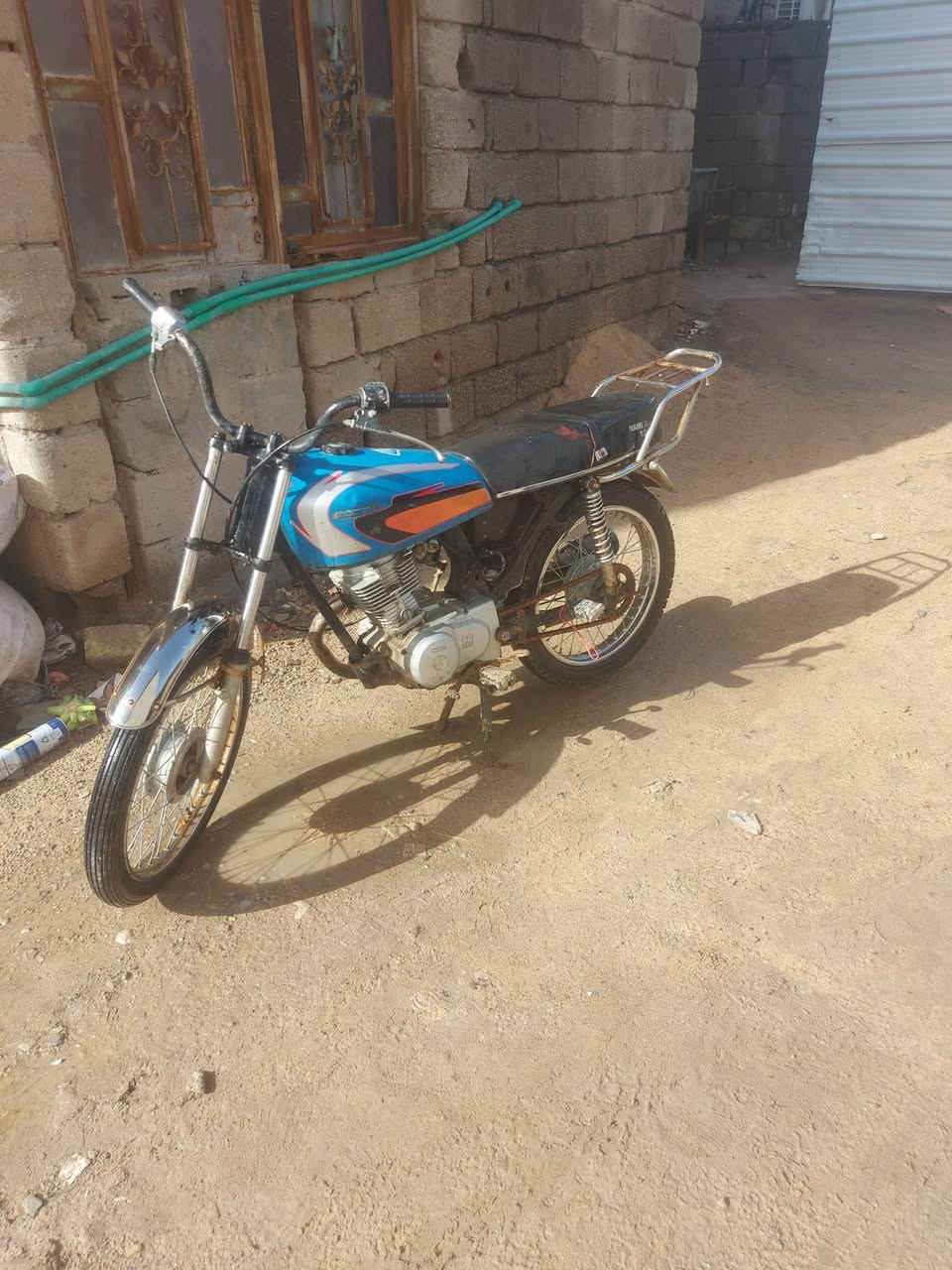 دراجه نامه للبيع السعر ٣٥٠ وبيها مجال  مكاني ابي الخصيب  رقم الهاتف ***********
