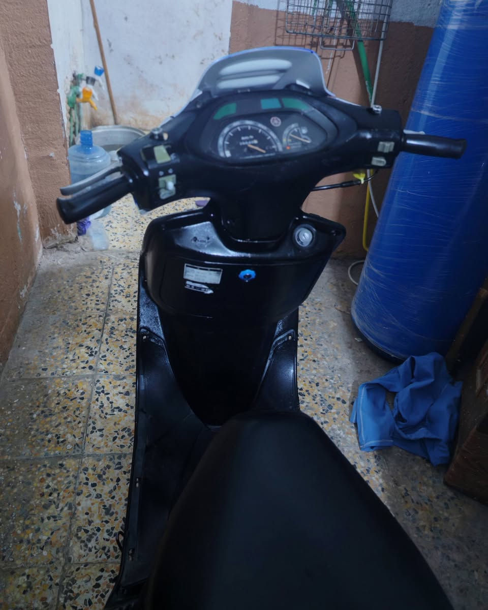 السلام عليكم شلونكم اخوان شلون صحتكم فراشه للبيع مكانتها فحل ماكس ما مفتوحه برغي الدراجه بلاديه كفراته موجوده لا مكسره شخطه ما بين الكفراته الدراجه كلها حاويه ما انا مكاني فيه النجف متوازي على بيعتك ماكينه فحل ماكس السعر 700 وبيها مجال


**إذا كنت صاحب هذا الإعلان وتريد حذفه لأي سبب، رجاءا أرسل رسالة إلى الدعم الفني**