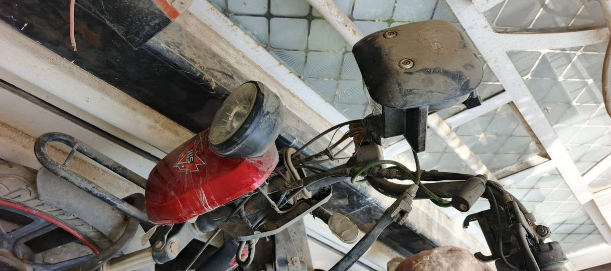 دراجه شحن موديل 2024
دراجه شغاله بس اليده مال سكليتر طفت بدلتها شتغلت وطفت وتركته صار فتره دراجه نضيفه بس متروكه 
للبيع او مرواس العنوان بعقوبه التحرير شارع اربعين منطقه البستان 
السعر 120 وبي مجال الاستفسار خاص او الاتصال برقم 
***********
