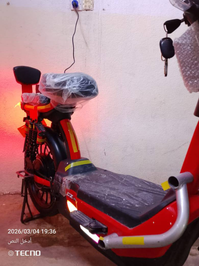 للبیع. كلشي مظبوط و شغال 250 الف وبي مجال بسيط.حجم كبير وبطاريات كبيرة..


**إذا كنت صاحب هذا الإعلان وتريد حذفه لأي سبب، رجاءا أرسل رسالة إلى الدعم الفني**