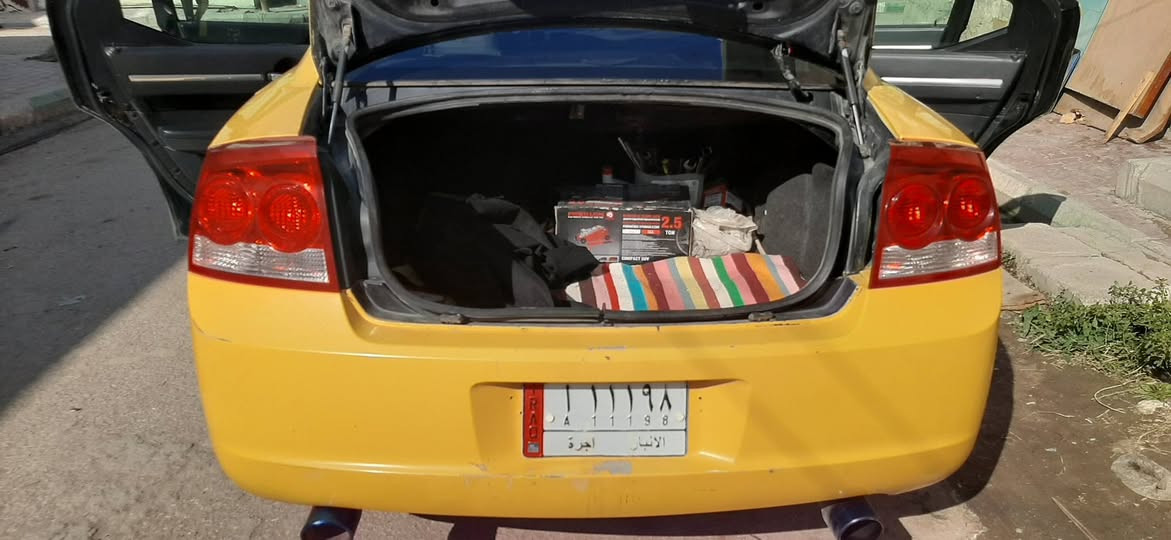 جارجر ٢٠١٠ سياره جاهزه خطه سماوه بغداد مصفره هيئه وغرامات مامطلوبه سياره ماتخسر عليه الف تخم تاير جدير صارله ١٠ ايام باتري جديد سياره متعوب عليه كلش كاعيه جديده سياره كبل للشغل سعره ٩٥ 
***********
