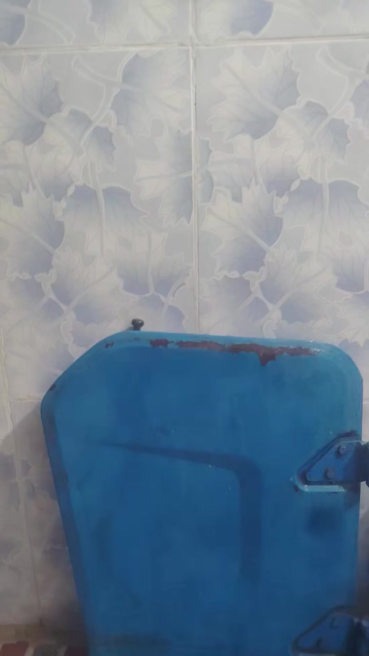 سلام عليكم بيبان تكتك لبيع سعر 40 وبيهن مجال  ***********
