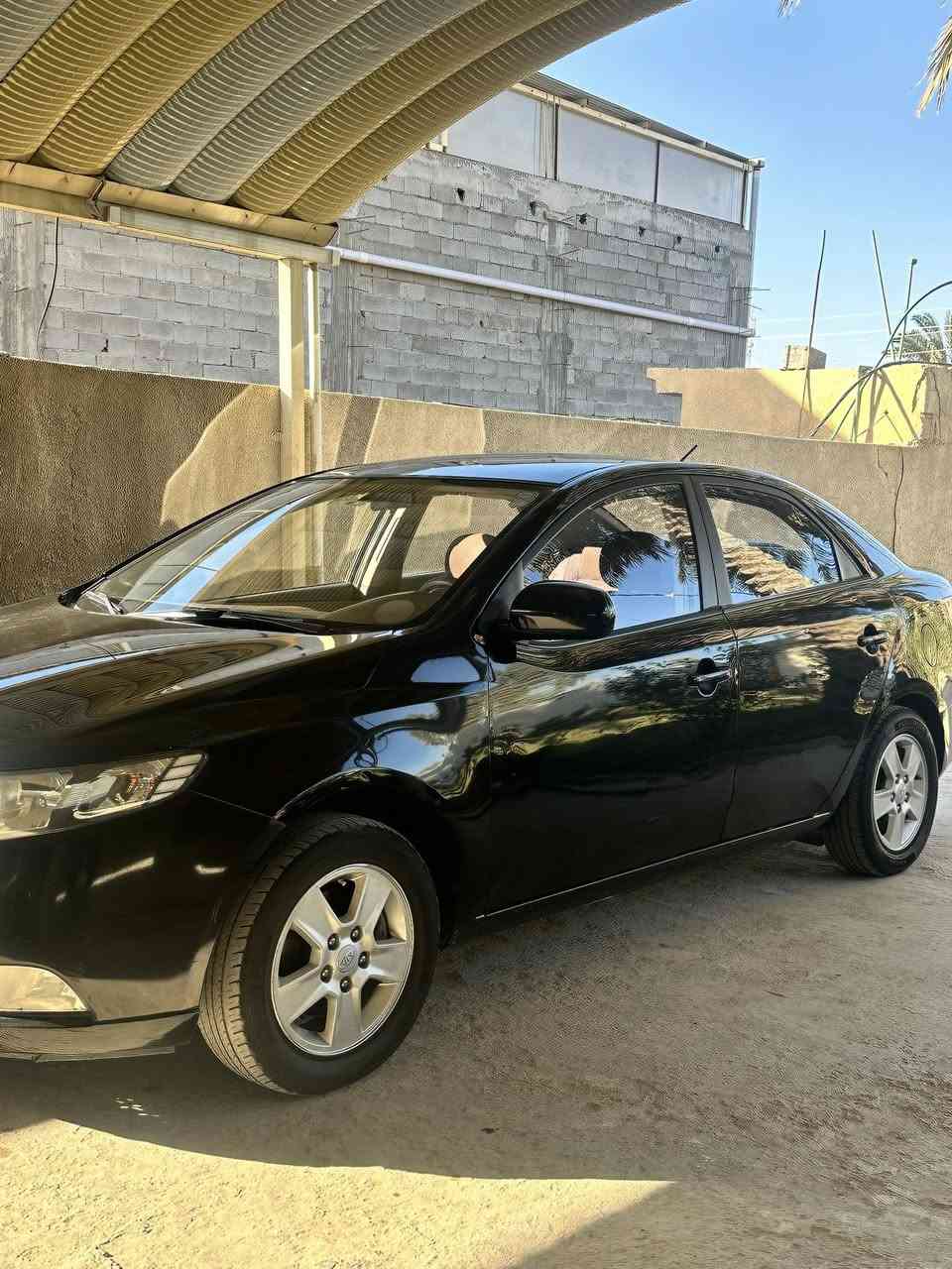 خليجي ٢٠١٣ جديدة ماشية ١٧٥ حقيقية
بدون صبغ بيها بس شبر بالبنيد حقيقي شبر مو شبر اهل المعارض

***********
