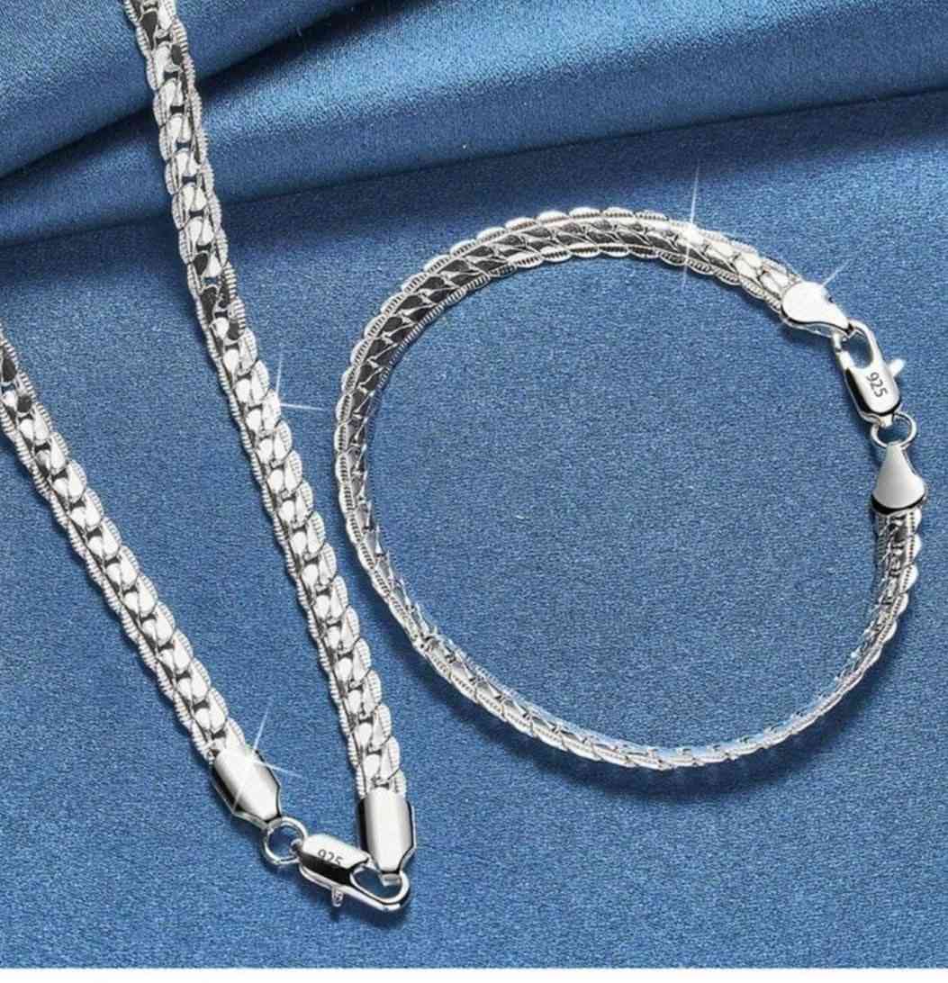 سيت مختوم 925مال امزون السعر 15 الف


**إذا كنت صاحب هذا الإعلان وتريد حذفه لأي سبب، رجاءا أرسل رسالة إلى الدعم الفني**