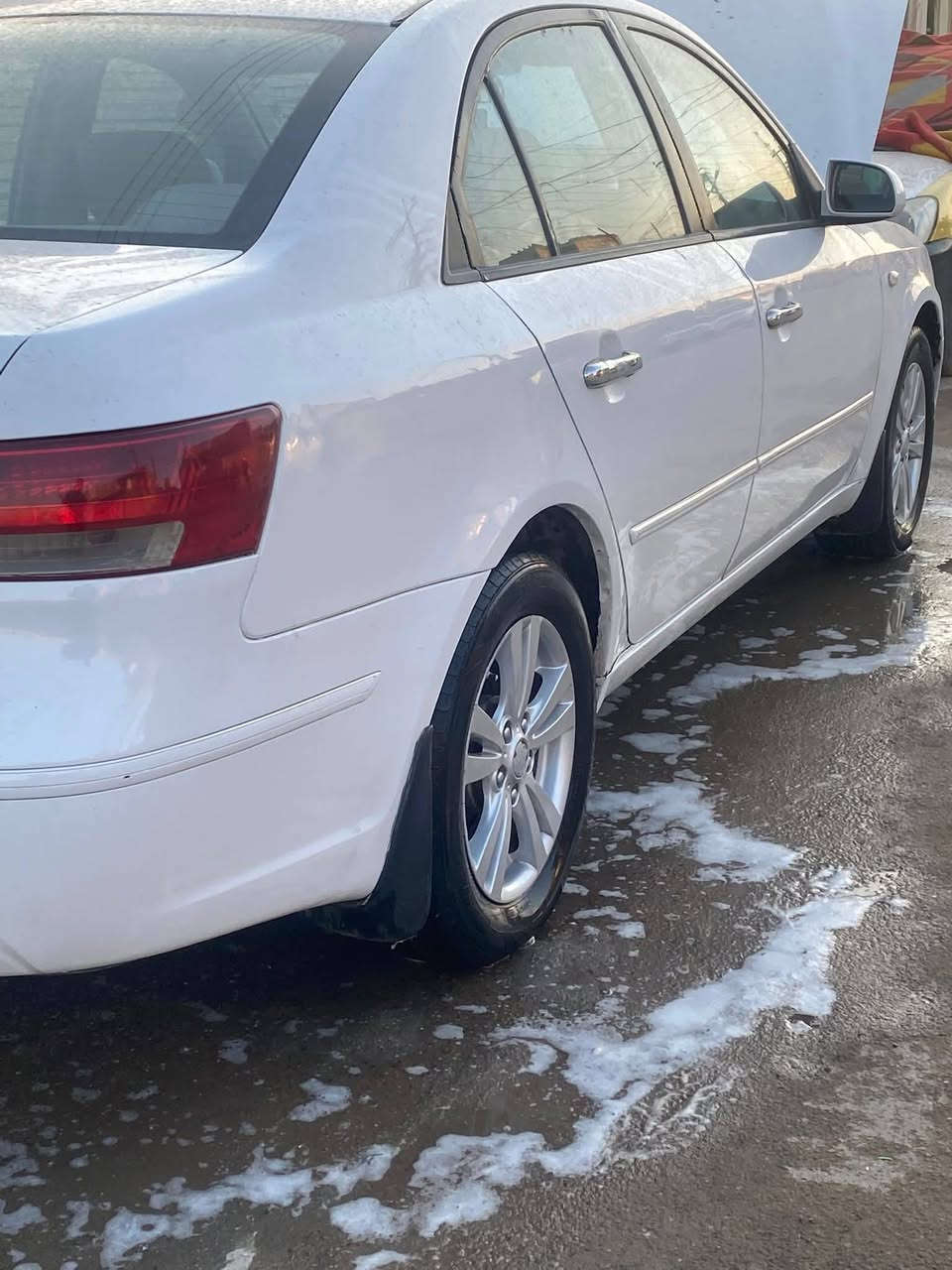 سلام عليكم سوناتا للبيع ٩ خليجي مكينه ٢٠٠٠ دوش كير مكينه مكفول رقم بابل جديد بسمي تحويل ثاني يوم هزه جديده سنويه لل ٣١  رقم مميز 
مكفوله من الحادث بيهه صبغ جاملغ ايمن ونص بنيد بس رش 
طخه مال دراجه  بيهه بارد قليل ينشاف بلعين
السعر 118
وترهم أقساط همه شرط يكون موضف 
مكاني مدينة الصدر واتساب ***********
   ملاحظة لاتسئلني شبيها كلشي كاتبلك
