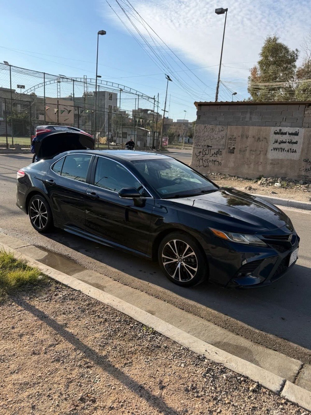 لسلام عليكم
تويوتا كامري 2020 للبيع
فئة اس اي بلص
السياره اعلى مواصفات بالفئة مالتها
1- بصمة
2- فتحة سلايد روڤ
3- تبريد قطعتين (خلفي)
4- شاشه كبيره 8 انش
5- رادارات
6- تشغيل عن بعد
7- مانع تصادم توقف ذاتي
8- نقط عمياء
9- 4 سلندر /2500 / سي سي
10 - كشنات جلد
11-لون مميز ينطي ٣  الوان نيلي وزيتوني واسود حسب الاضائة
وباقي المواصفات المعروفه بالكامري
السياره حادثها واضح بالصور
بيها صبغ دعاميه اماميه وجاملغ خلفي بارد
السياره جاهزه من كل النواحي ماشيه 34 الف ميل
وباسمنه تحويل باي بوقت
السعر195
 ورقه وبيها مجال بسيط
مكان السياره بغداد
للاتصال 
واتساب
او خاص