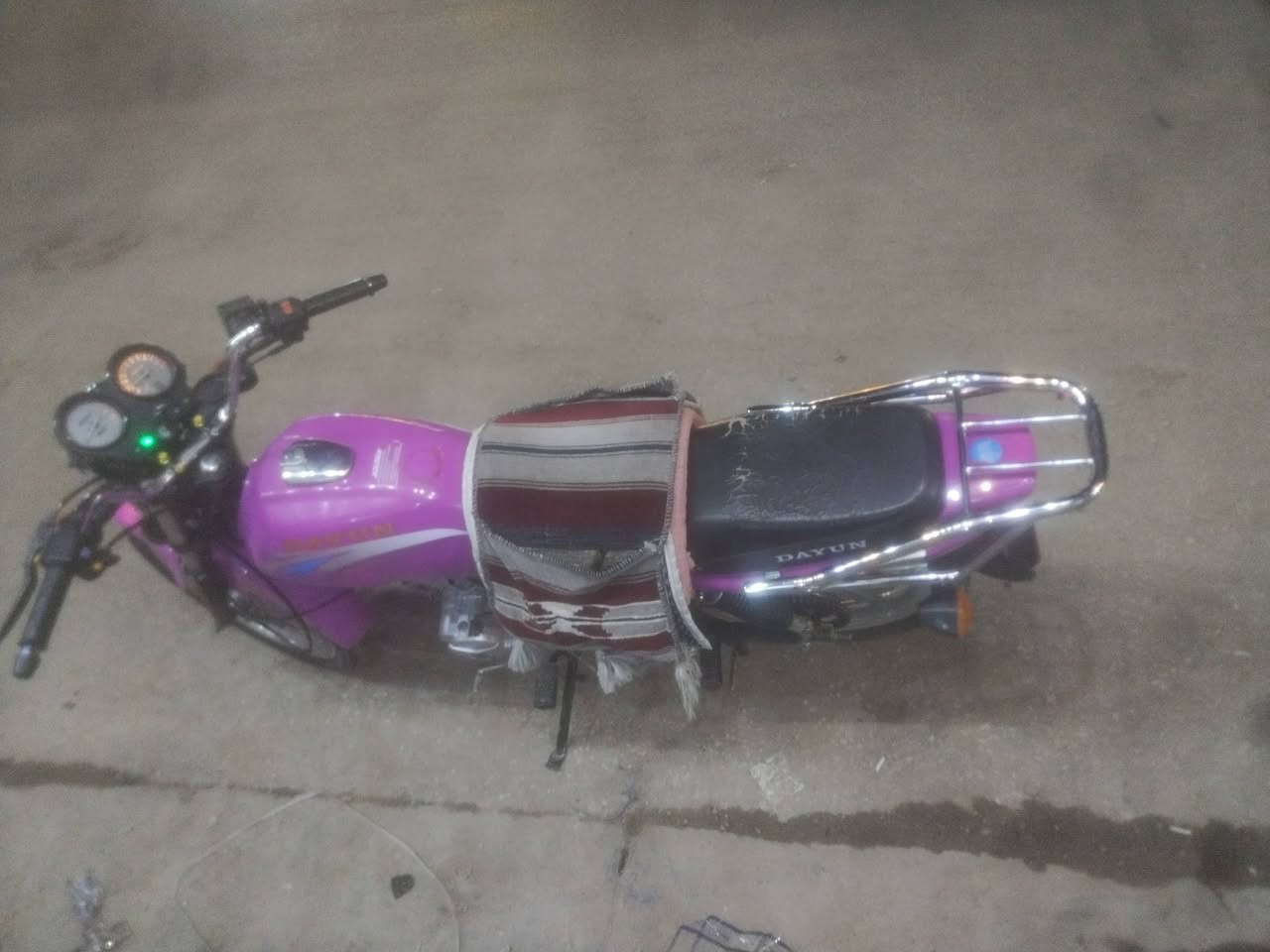 سلام عليكم دراجه ديون سنويه تحويل من الصبح الدراج حلوه موديل ٢٠٢٣ السعرواحد و٦٠٠ وبيها مجال الطيبين مكان كربلاء قرب مستشفا الكفيل الاستفسار *********** بي وساب
