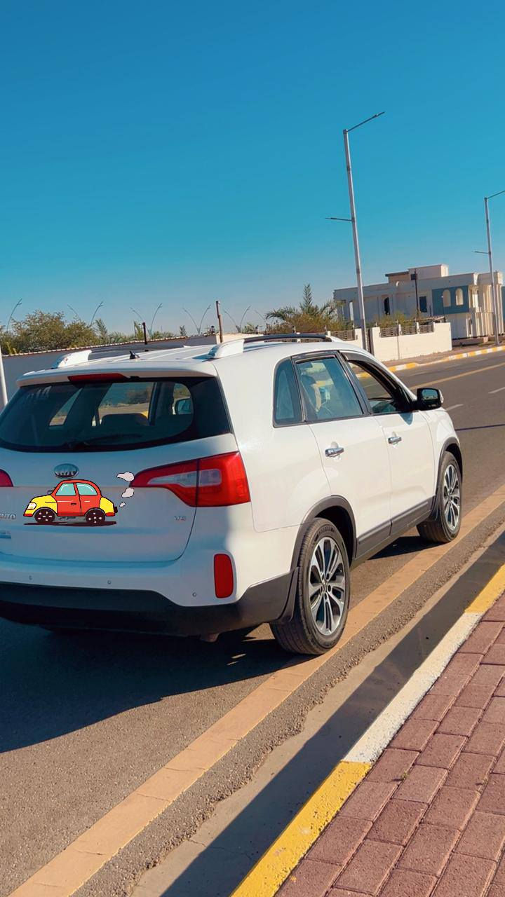 السلام عليكم ورحمة الله وبركاته اخوان سيارة للبيع كيا سورنتو موديل ١٤رقم الانبار الماني محرك ٦سلندر  سبعة راكب تبريد ثلاثة قطع فول مواصفات عدا الفتحة تخم تاير حجم ١٩بصمة تشغيل بصمة أبواب مري شفط كراسي كهرباء جلد بلاد حساس خلفي وامامي تحكم ستيرن  السيارة مكفولة بيه مقدار شبر على بارد جاهزة ومرتبة ونظيفة مكان السيارة الرمادي السعر 175ورقة وبيه مجال للاستفسار الاتصال على الرقمم
‏‪***********‬‏
