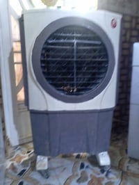 كمفيره للبيع حجم وسط 70 كوت حي الجهاد 07746968274