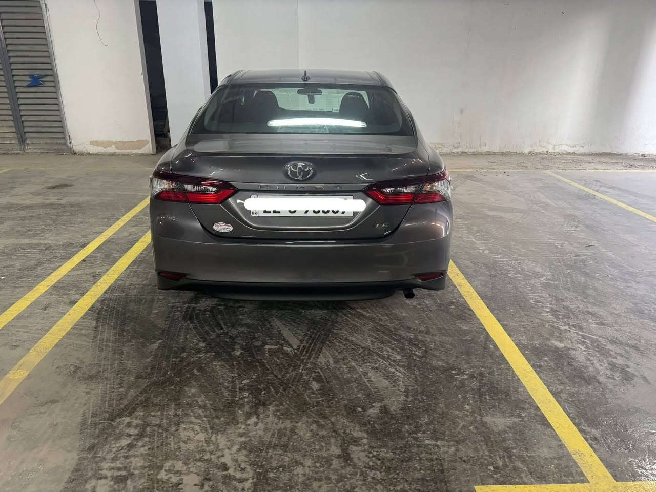 تويوتا كامري محسن  2023 LE
بسعر 189.

بيه مجال حك الجيه

  

رقم الشمال اربيل السيارة بسمي.

 سونية جديده 

هزة جديده 

رادارات بالمرايه

و تحذير رادارات خلفيه بالكامرة 

   

ماشيه  94 ميل Mile

وارد امريكي

 بدون  دواخل

 بدون ولا ايرباك 

حادثه فقط
 جاملغ جهة السايق تعديل وصبغ  بارد و شخط اباب السايق 

كشن كهرباء 

رادار امامي 

توقف امامي ذاتي 

تحديد مسار 

قيادة ذاتية 

شاشة كبيرة 

كاميرا 

وباقي المواصفات المعروفة 

رقم الشاصي 4T1C11AK7PU778598

شرط التحويل 

مكان السيارة كركوك 

الهاتف

***********

***********
